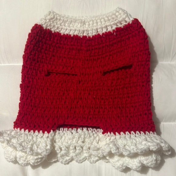 Hand crafted Crochet pets dress Skirt with Bow - Picture 2 of 5